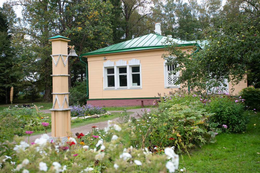 Сборная экскурсия «Чеховское Мелихово»