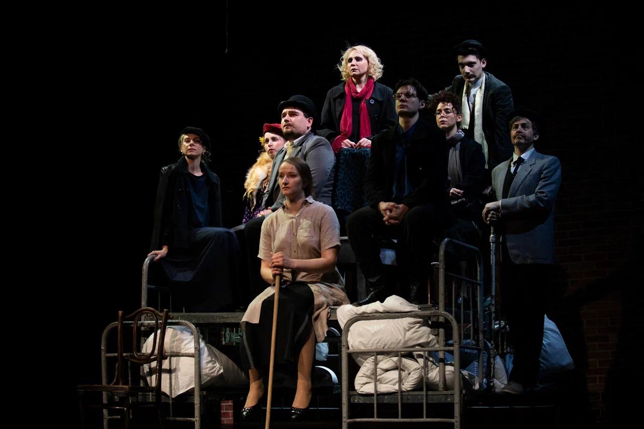 «ВИШНЕВЫЙ САД» Новосибирский городской драматический театр под руководством Сергея Афанасьева