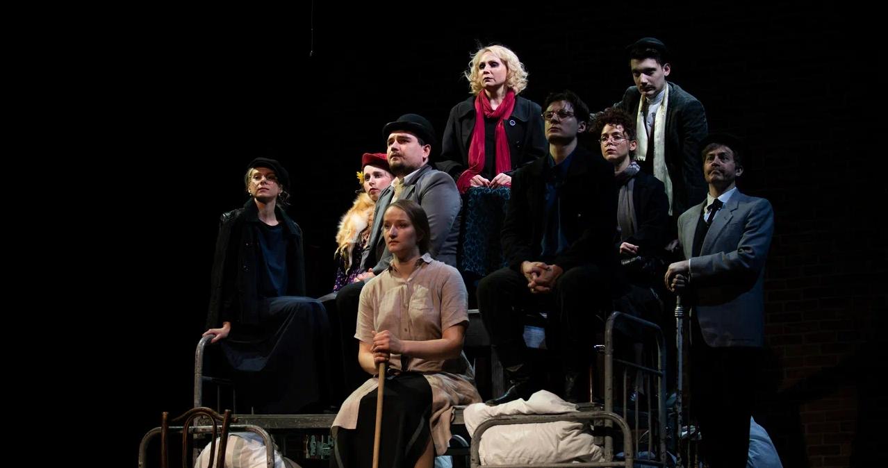 «ВИШНЕВЫЙ САД» Новосибирский городской драматический театр под руководством Сергея Афанасьева